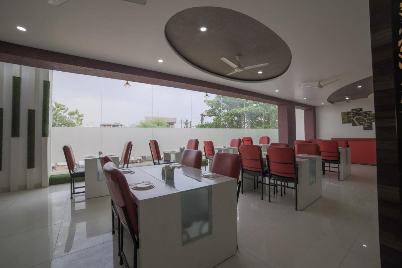 Capital O41969 Sahyog Hotel Khamtalai Экстерьер фото